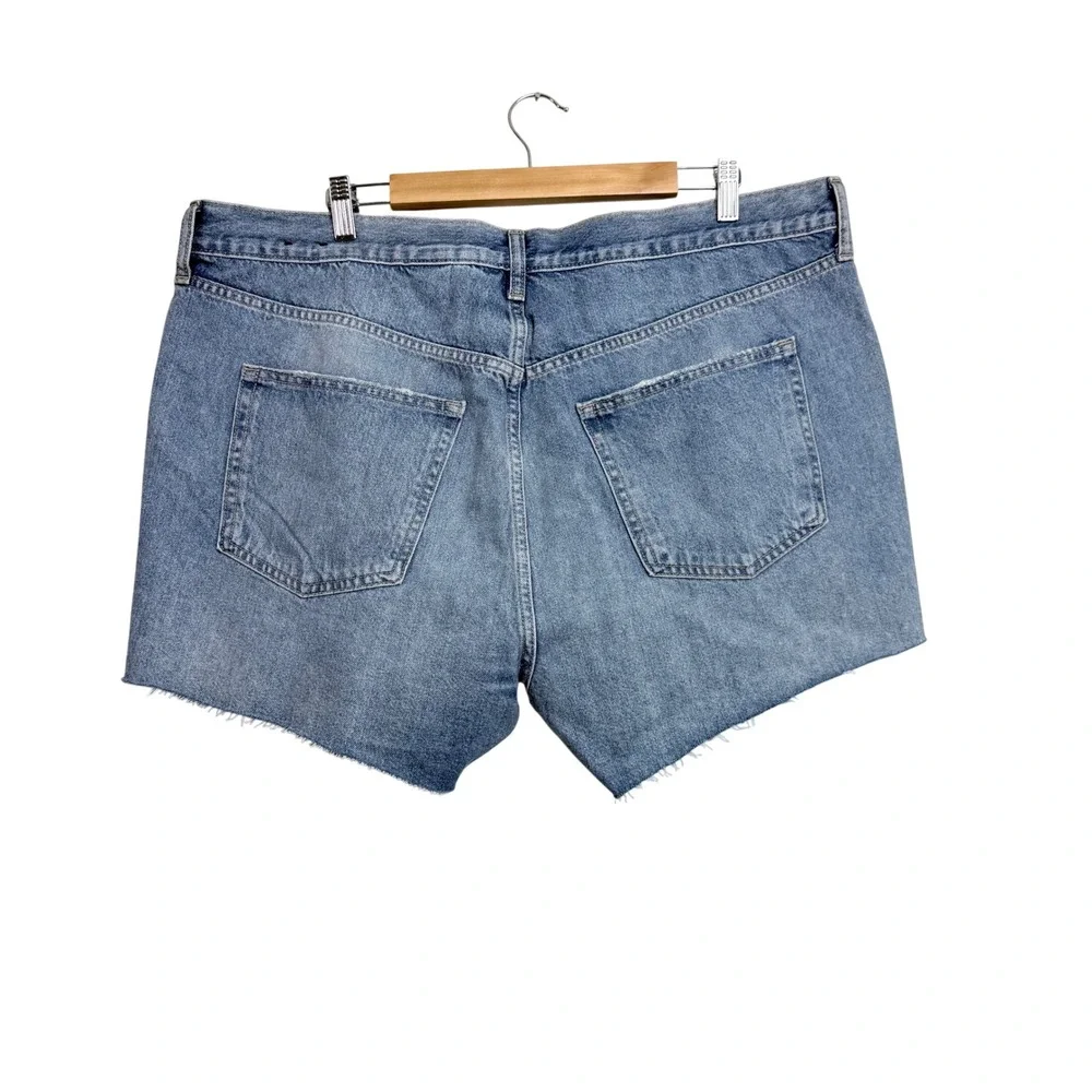 NEW Gap Denim Stride Shorts 20/35 Light Wash Blue Cut‎ Off Raw Hem Distressed